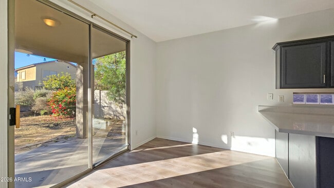 Building Photo - 11421 W Pima St