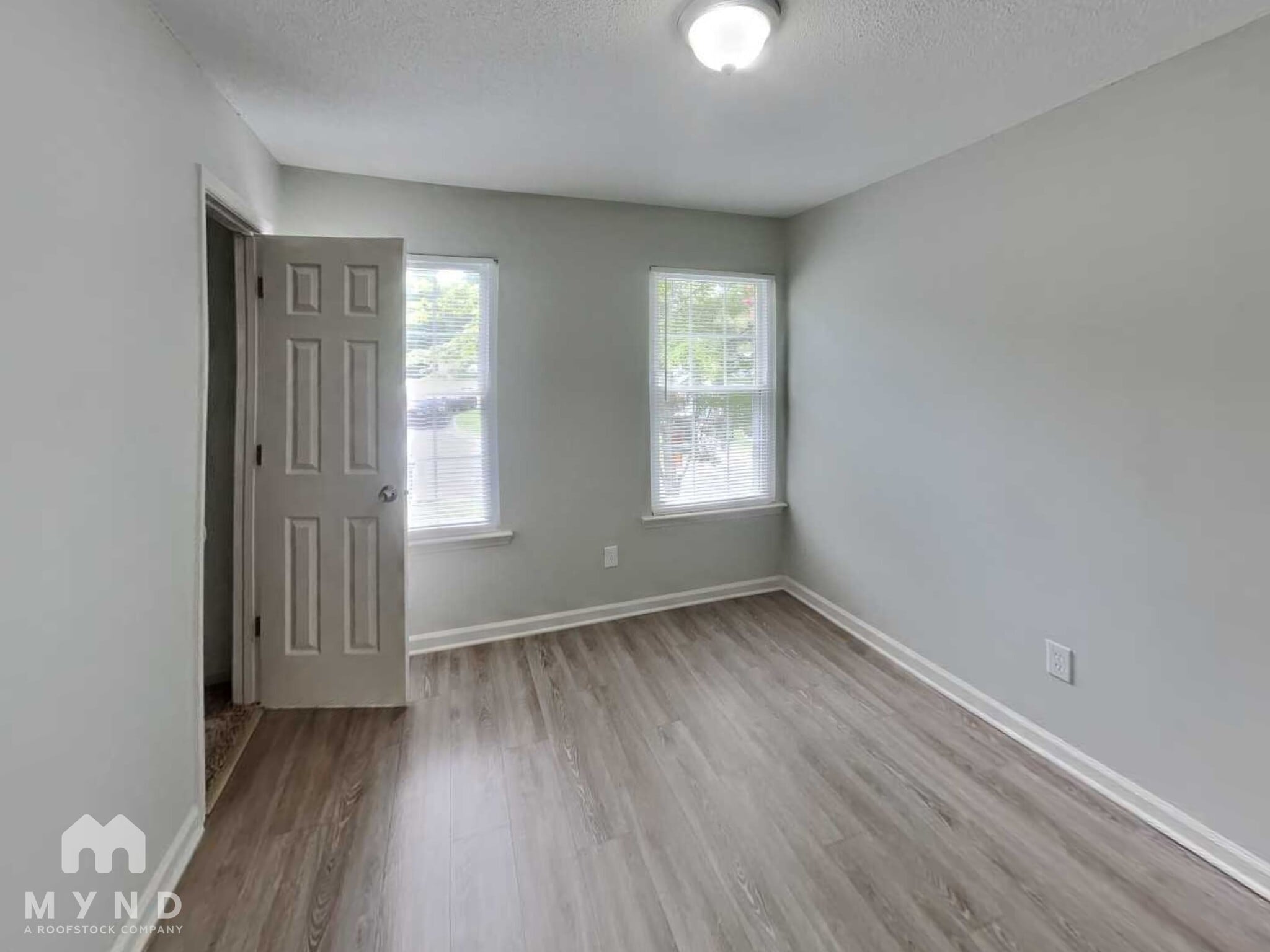 Building Photo - 1513 Pomona Dr