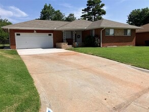 Building Photo - 217 Byrd Dr