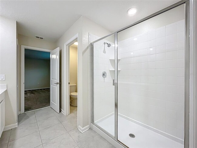 Building Photo - 16436 Fernridge St