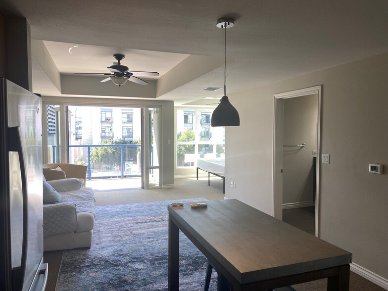 Primary Photo - 875 G St