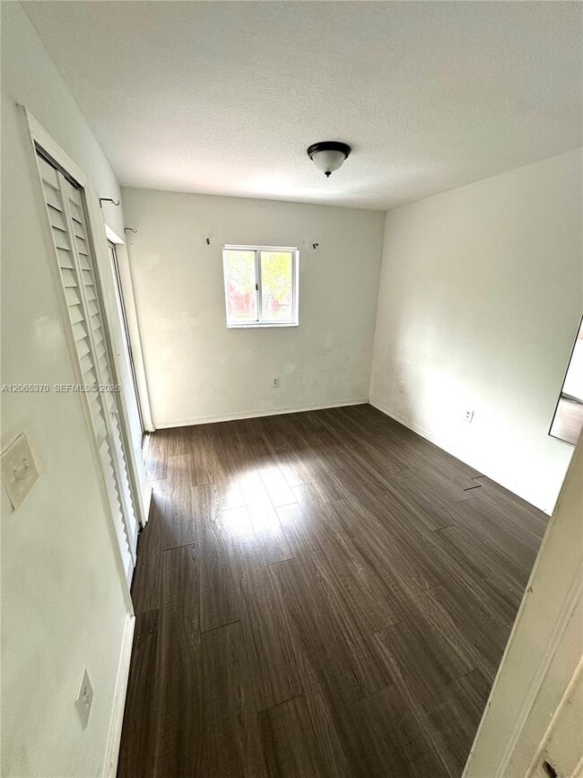 Building Photo - 920 NW 78th Ave