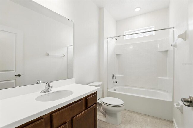Building Photo - 251 Ballo Dr