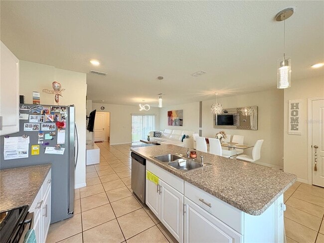 Building Photo - 1818 Red Canyon Dr