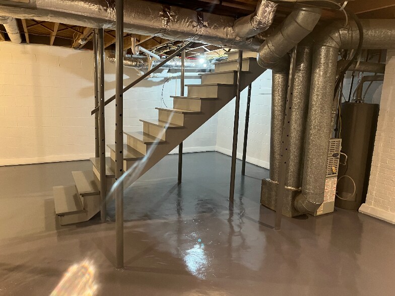 Building Photo - 512 Andrew Pickens Dr