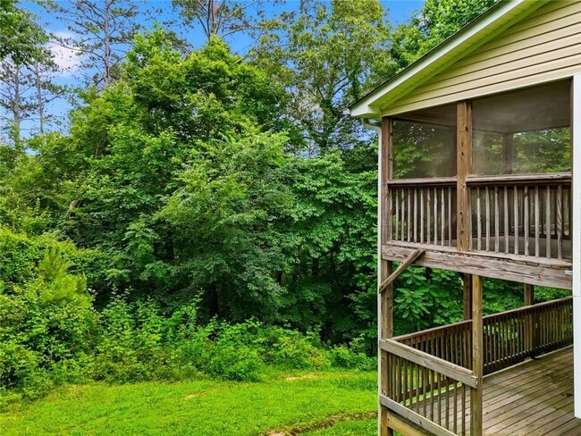 Building Photo - 166 Cove Hill