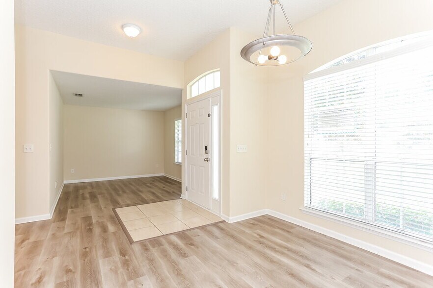 Building Photo - 10367 Shelby Creek Rd S