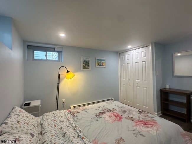 Building Photo - 22 Carolin Rd