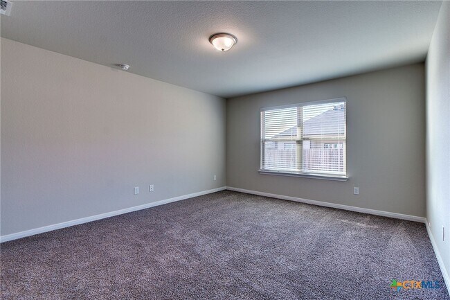 Building Photo - 1122 Lilac Ledge Dr