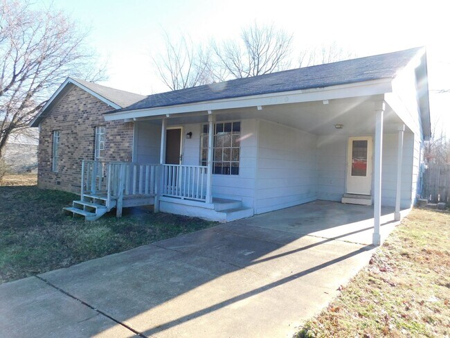 Primary Photo - 7310 Susie Ln