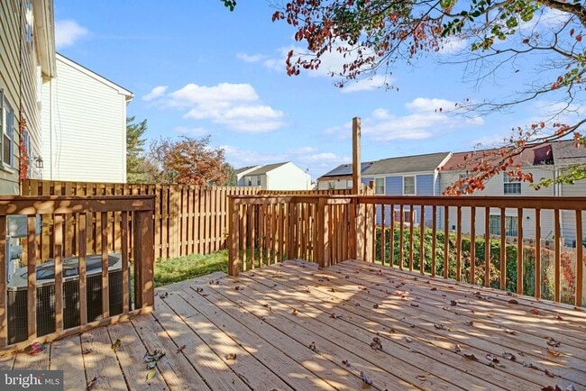 Building Photo - 421 Gatewood Ct