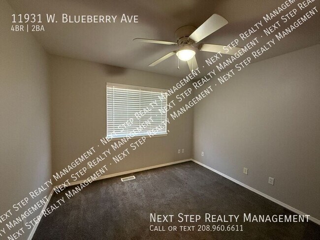 Building Photo - 11931 W Blueberry Ave