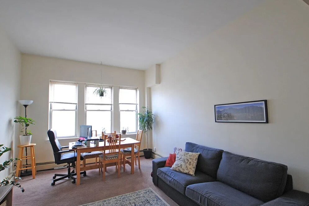 Building Photo - 20 Colborne Rd