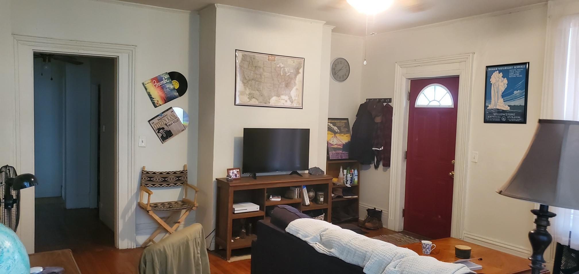 Building Photo - 14 N Huron St