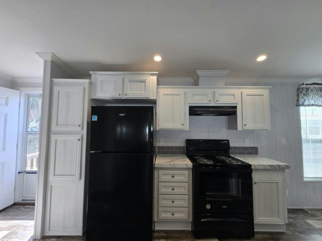 Building Photo - 104 Bush Ln