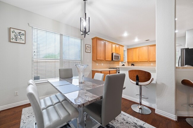 Building Photo - 7731 Malac Rd