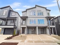 Building Photo - $1,000 off 1st month! Beautiful, brand spanking new 2-bdrm/2.5-bath duplex townhome! W/D, garage,...