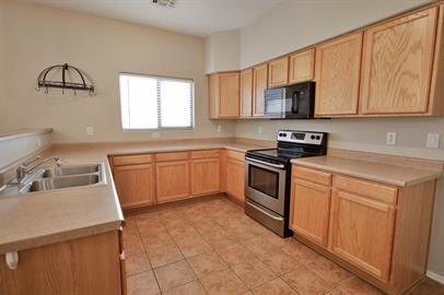 Building Photo - Rancho Sahuarita