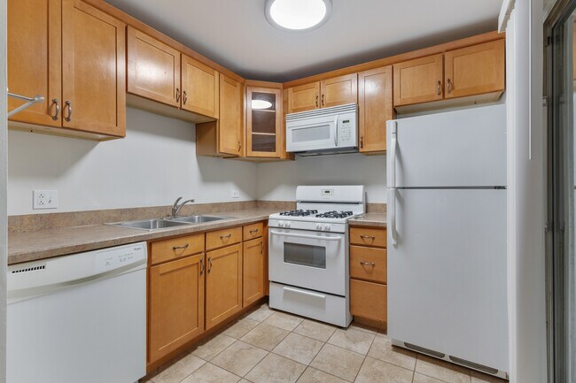 Building Photo - 27 N Victoria Ln