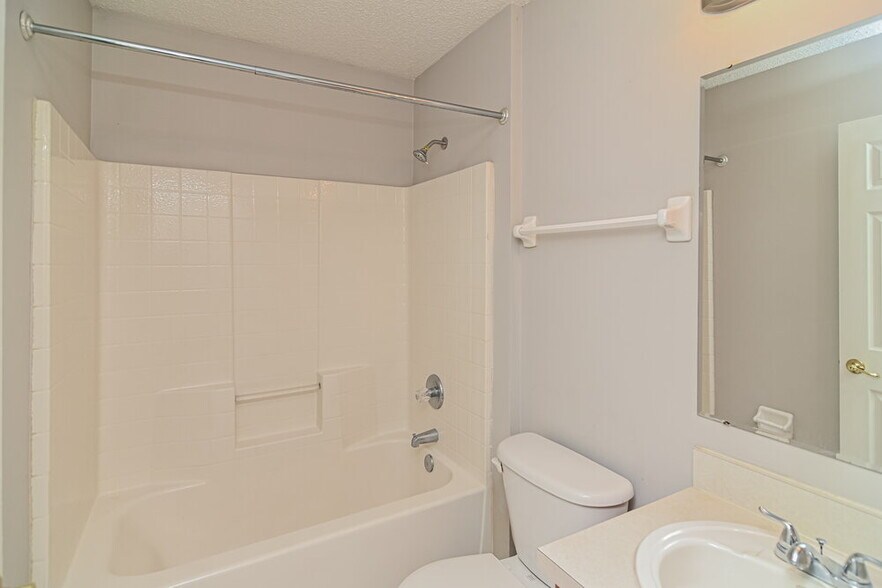 Building Photo - 3518 Brangus Ct