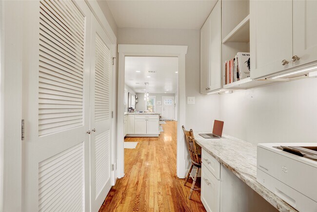 Building Photo - 4807 Averill St