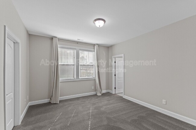 Building Photo - 3828 Hickory Manor Dr