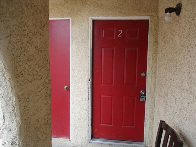 Primary Photo - 2209 N Jones Blvd