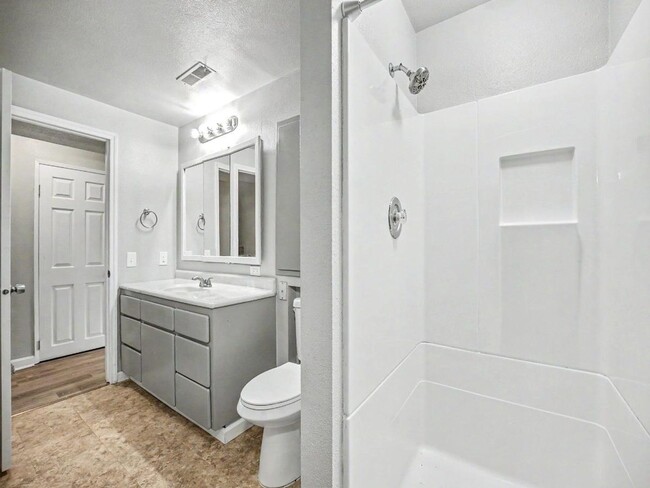 Building Photo - Spacious 4-Bedroom Lacey Home with A/C, Basement Bonus Space & Wetlands Privacy