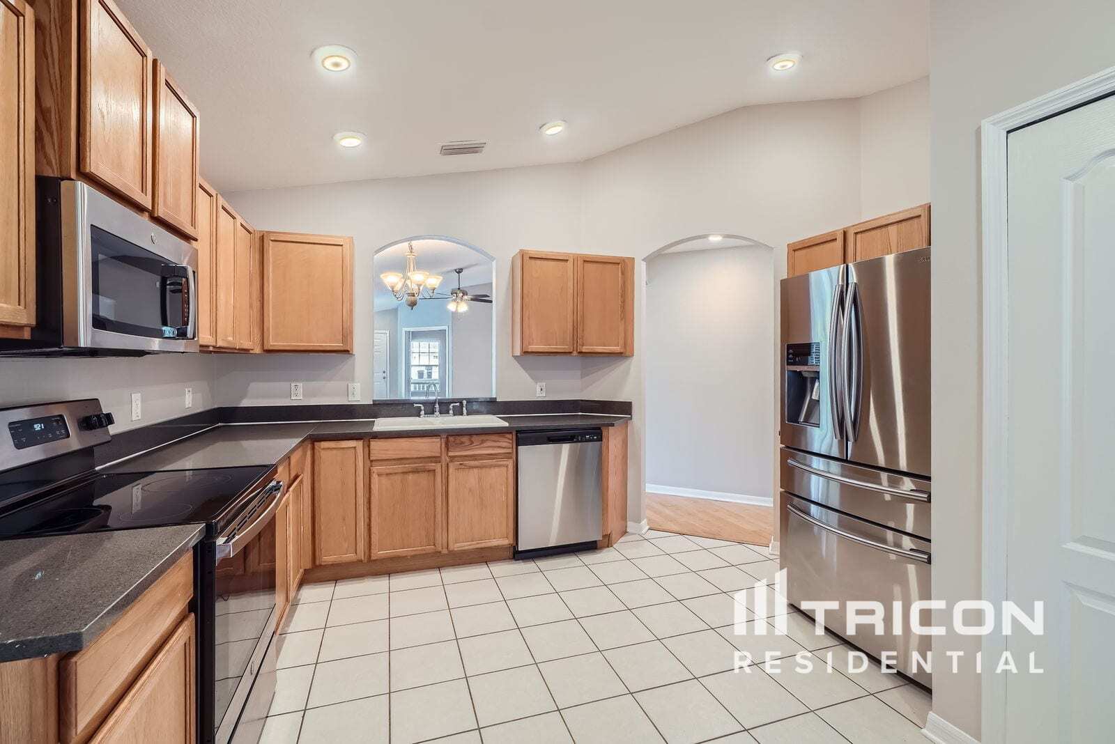 Building Photo - 30634 White Bird Ave