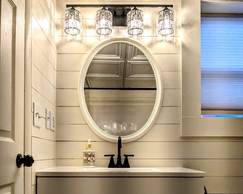 Building Photo - 564 Walton Ave