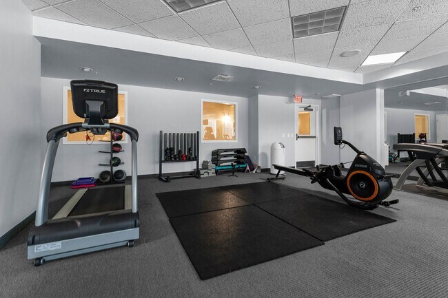 Building Photo - “Luxury, Location, Lifestyle — All at The Waverly”