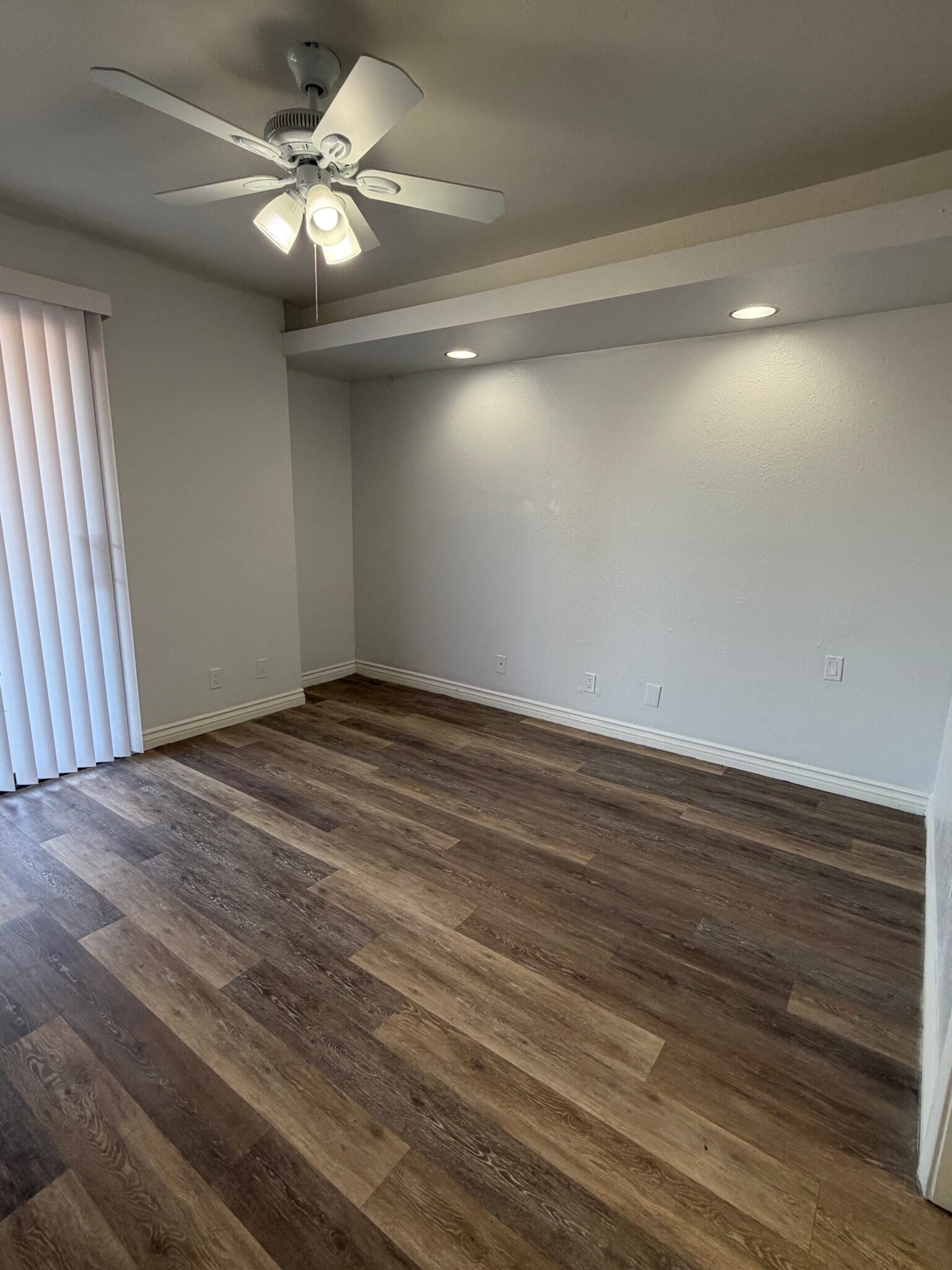 Building Photo - 3434 W Danbury Dr