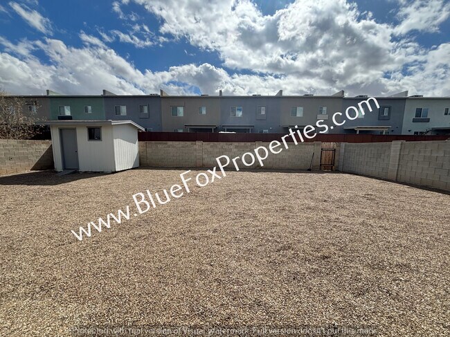 Building Photo - 2480 Rose Peak Dr