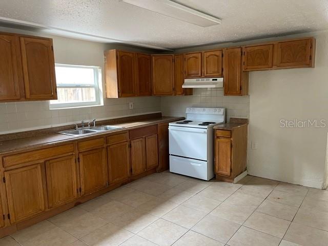 Building Photo - 4103 E Comanche Ave
