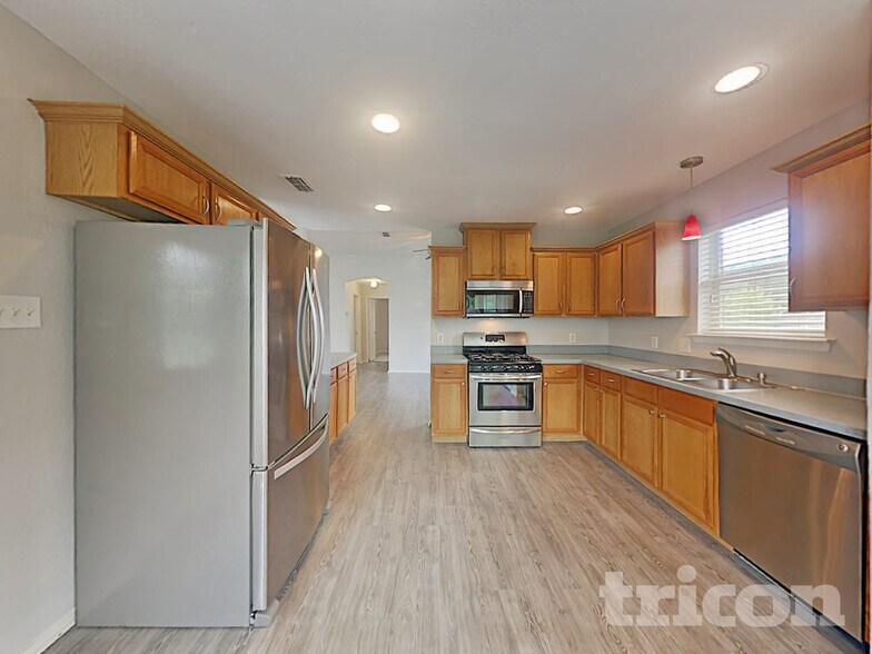 Building Photo - 2316 Harvest Glen Ct