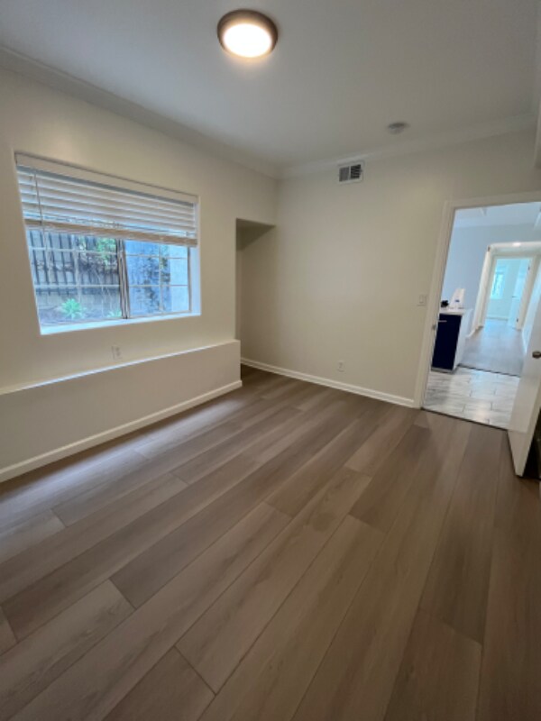 Building Photo - 1072 Laguna Ave