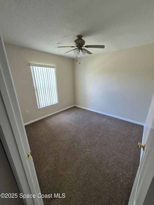 Building Photo - 2109 Maeve Cir