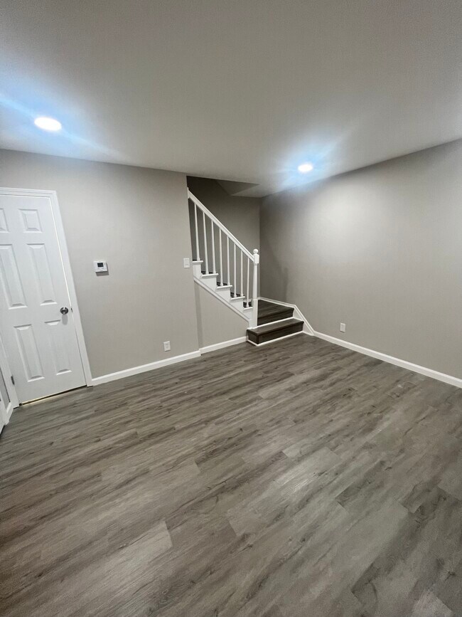 Building Photo - 3518 Glentown Ln