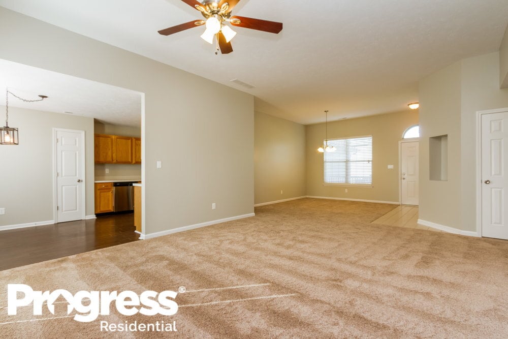 Building Photo - 674 Austrian Way