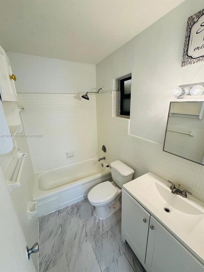 Building Photo - 201 NW 47th Ave