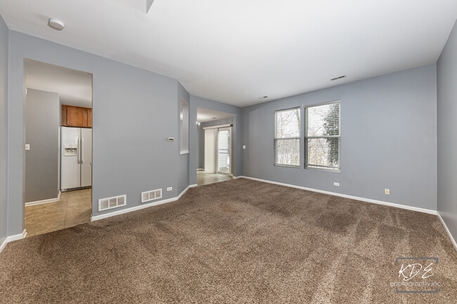 Building Photo - 603 Conservatory Ln