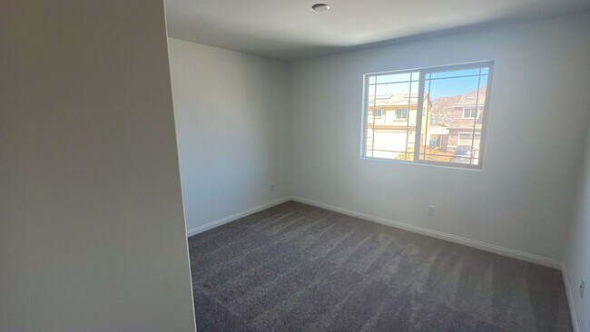 Building Photo - 21469 Thomas Ct