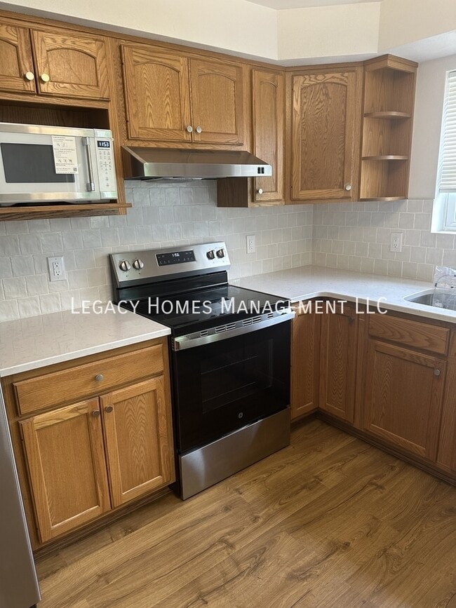 Building Photo - 1091 Stillmeadow Ln