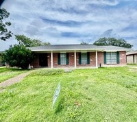 Building Photo - 5122 Moultrie Dr