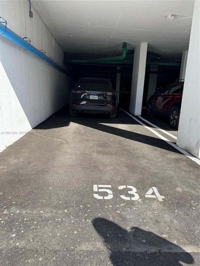 Building Photo - 18041 Biscayne Blvd