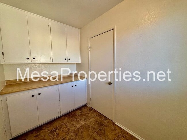 Building Photo - 14216 Brentwood Dr