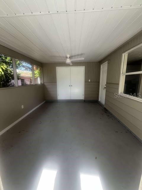 Building Photo - 215 W Valencia St