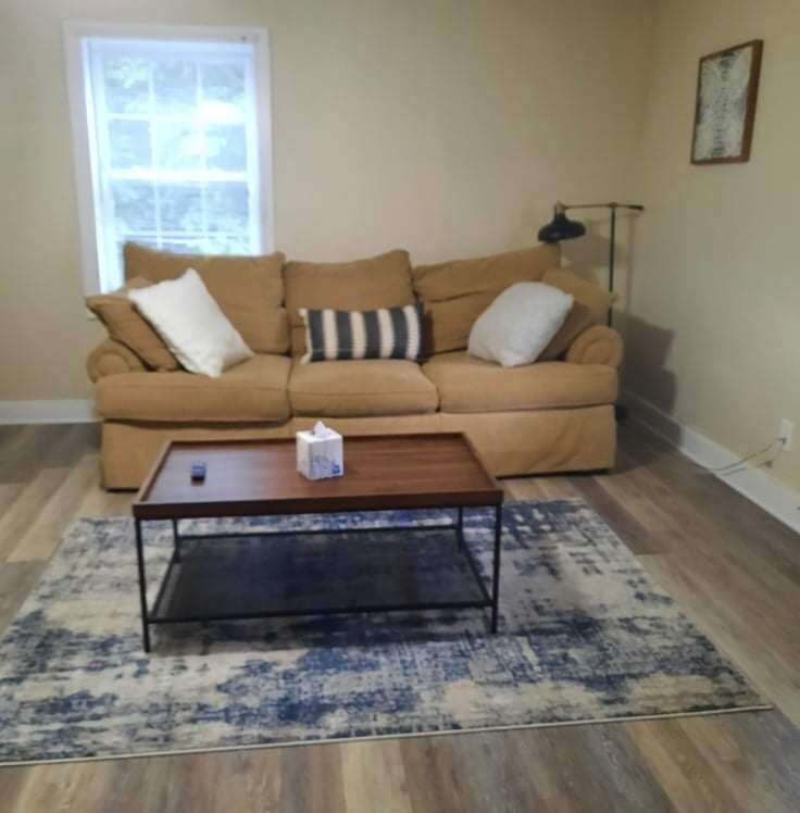 Building Photo - 761 King St