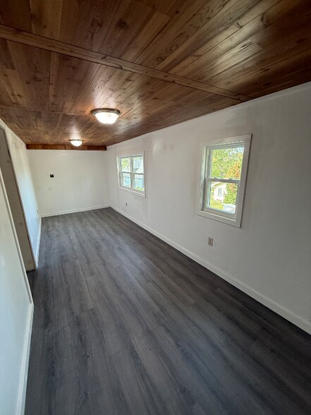 Building Photo - 234 Rodham Ln