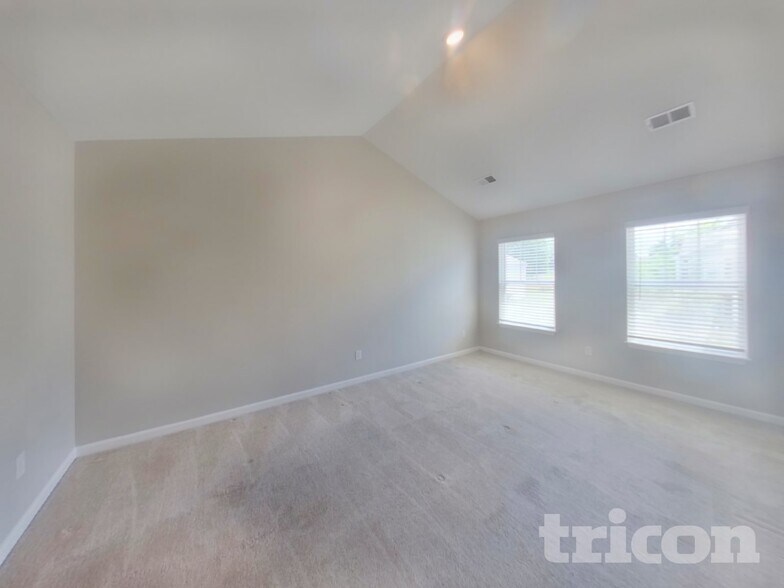 Building Photo - 283 Millen Dr